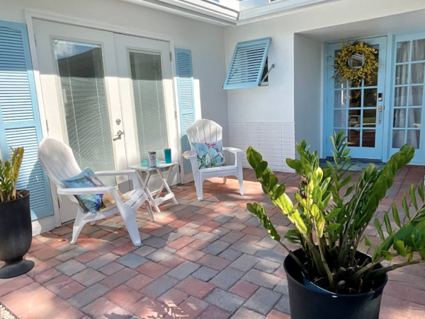 Luxurious Coasal Retreat in Naples - 3-Bedroom, Private Pool